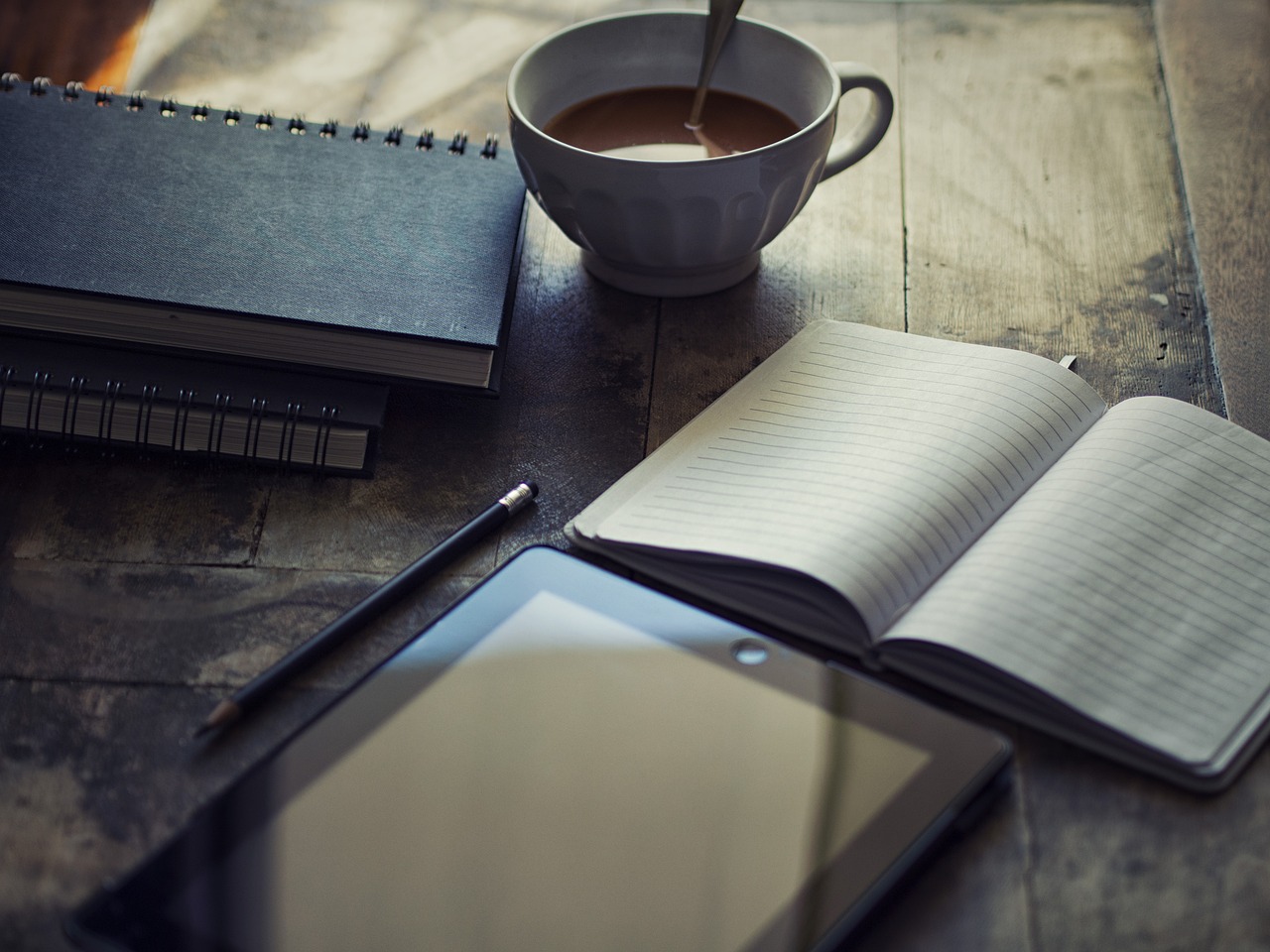 découvrez le rôle, les missions et l'importance du comité d’entreprise (workplace committee) au sein des organisations. apprenez comment il contribue à améliorer les conditions de travail et le dialogue social.