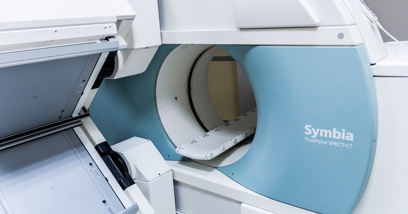 Leucoaraïose : causes, symptômes et traitements de cette maladie silencieuse du cerveau